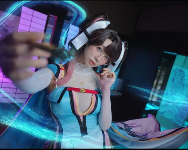 コスプレイヤー 伊織もえ コスプレを大公開！「オリエ 鳴潮のコスプレしました」