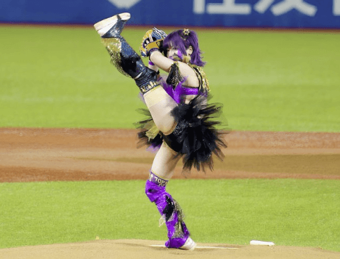 STARDOM【スターダム】中野たむ、神宮球場での始球式に感謝！「宇宙一素敵な経験」