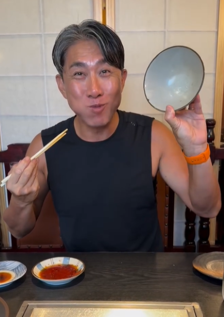 くぅ～美味そう！元サッカー選手・前園真聖 「すっごい美味しそう」と焼肉を食す！