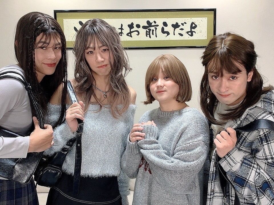 「宣材こっちに差し替えようかな…」大人気YouTuberが女装に挑戦！写真が可愛すぎると話題に