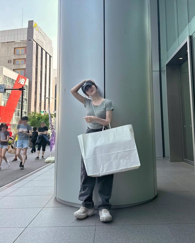 インスタフォロワー100万人超え　元欅坂46のあの人の私服姿が綺麗すぎると話題