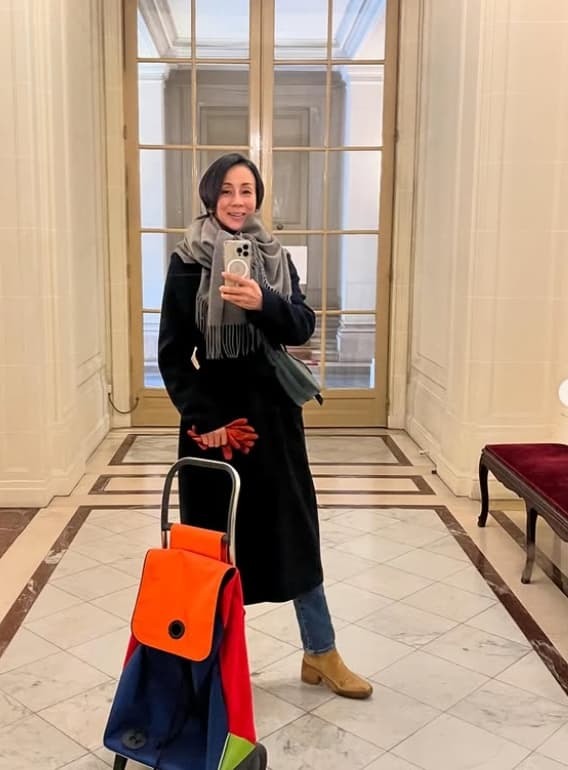 マルシェがガラガラ？中村江里子が冬の天然冷蔵庫で楽しむパリライフを公開