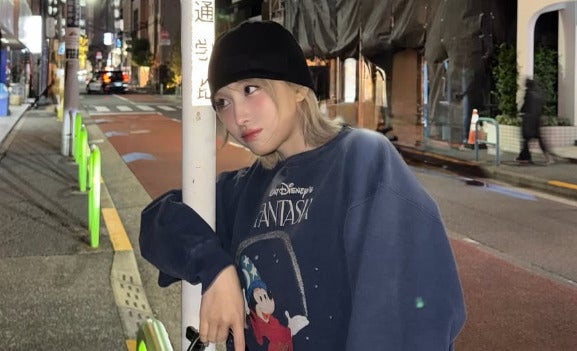 「仕事からの帰り道」TWICE・モモ、日本でのオフショット公開