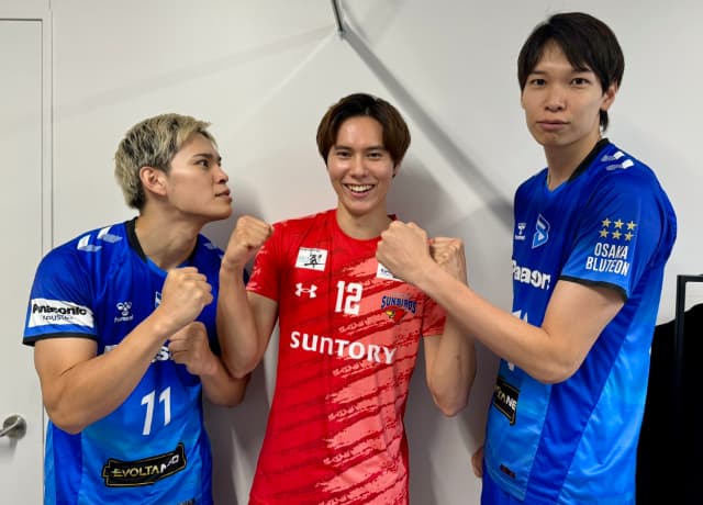 西田有志と山内晶大がライバルチームの髙橋藍にバチバチ⁉開幕戦に向け闘志を燃やす！