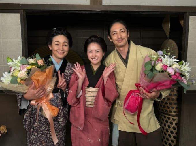 葵わかなが豪華3ショットを公開「またみなさんにお会いしたいなぁ！」