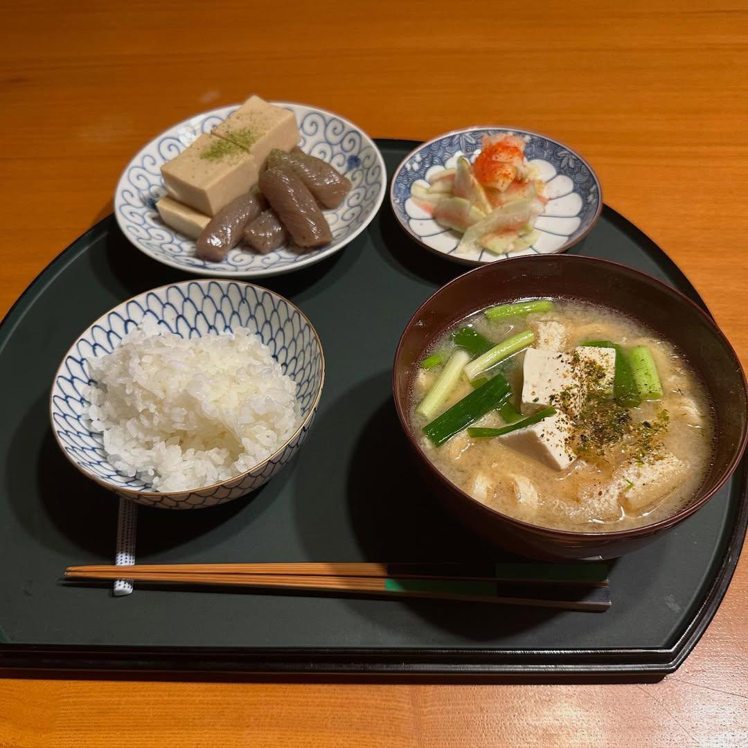 「当たり前や！〇〇〇〇〇〇からや！！」女優兼落語家・三林京子にとって、一日が早い理由とは？