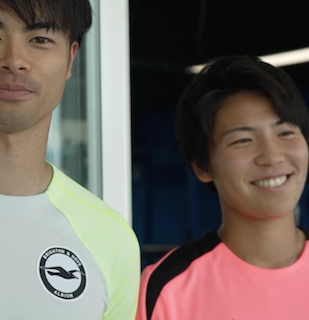 イングランド・ブライトンで筑波大出身の2人が久々再開にファン大興奮