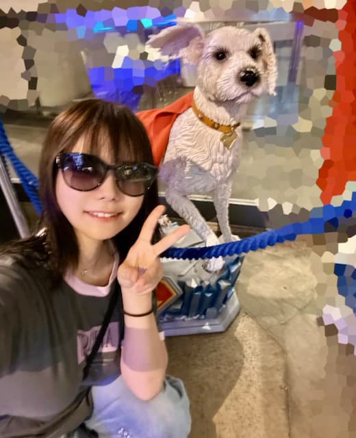 「とんでもなく良くて2回観た」グラビアアイドル・東雲うみが映画スーパーマンを鑑賞