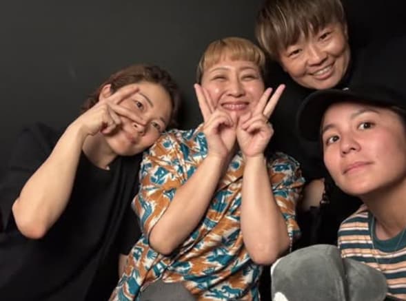 「らぶめん」丸山桂里奈、サッカーが繋いだ元なでしこメンバーとのショットを公開！