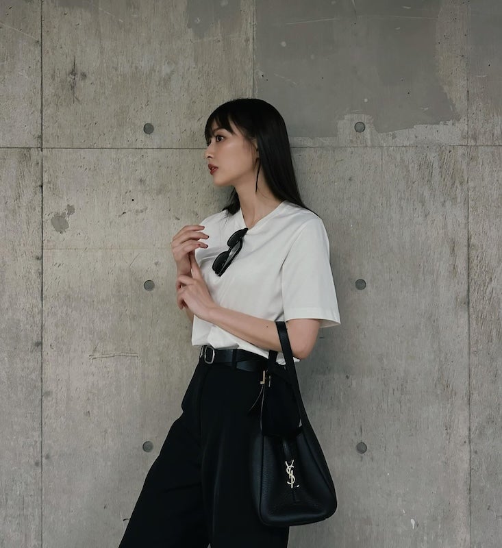 あの超人気女優の私服ショットが可愛い＆スタイル良すぎと話題に！