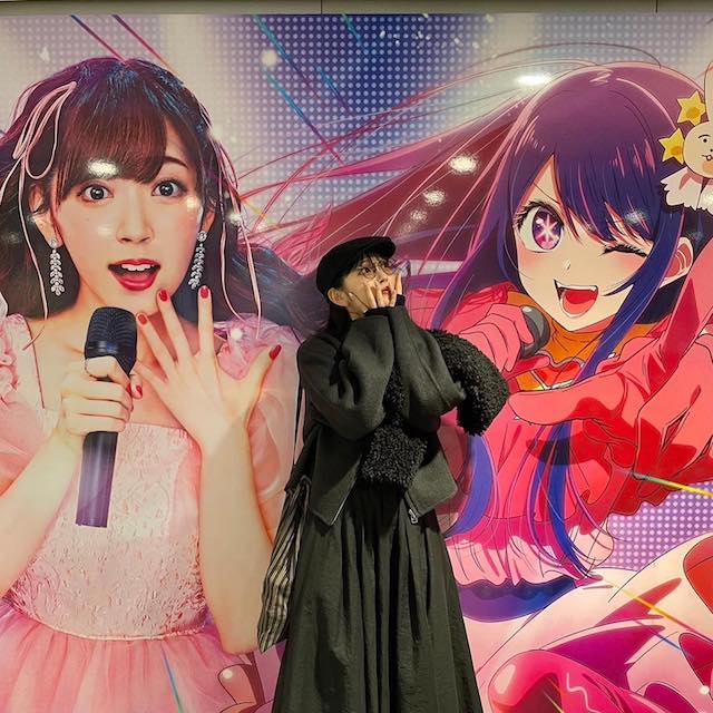 鈴木愛理が話題のあのキャラとのショットを披露✨