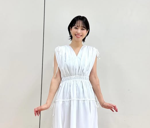「夏の猛暑に、ヨーグルト。」鷲見玲奈、白ワンピ姿でイベント登壇！