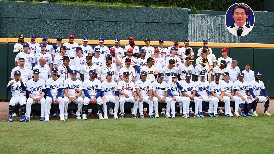 大谷翔平、“山本由伸を合成⁉︎”の集合ショットにファン爆笑「The Yamamoto addition to the team photo 」