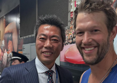 「世界的に顔広すぎ！」上原浩治、レジェンド左腕カーショーとの2ショットにファン驚嘆「やっぱりすげーっす！」