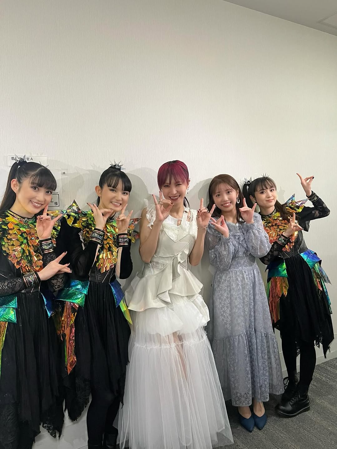 LiSAがMステでの思い出ショットを公開！BABYMETALへの愛を語る！？