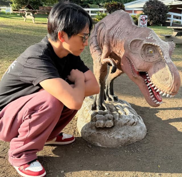 「予約がいっぱいで入れないと。笑」NEWS・小山慶一郎がハワイでトラブル！？