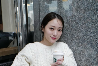 chay、韓国で購入したホワイトコーデを披露「あったかい🤍」