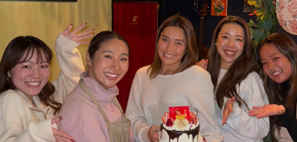 “美女プロサーファー”野呂玲花、30代突入！豪快すぎるバースデー祝いが話題