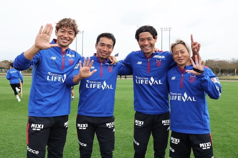 FC東京が長友ら豪華4ショット公開！新シーズンに向け結束力高まる