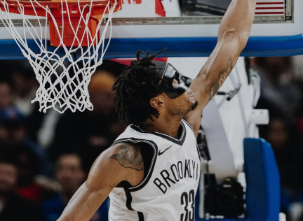 BASKETBALL: マルティプルオフェンス&amp;ディフェンス BASKETBALL: マルティプルオフェンス&ディフェンス | ディーン