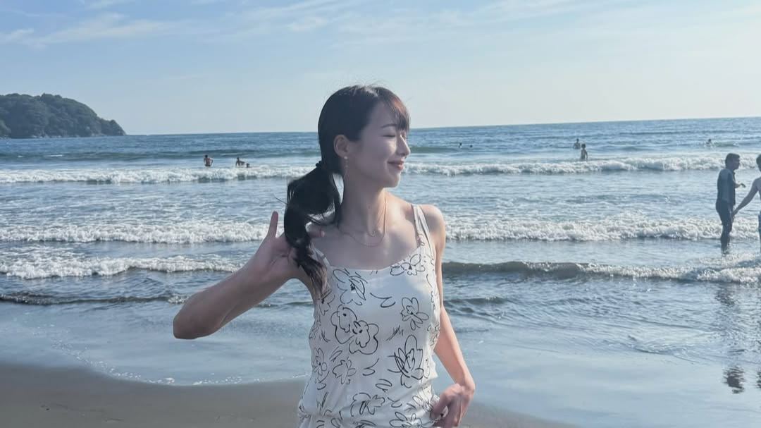 美女プロスノーボーダー・鬼塚雅、季節をまたぐ旅立ち前のオフショット