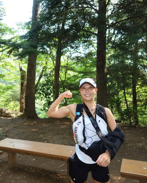 「左腕ほっそいねえ」左肩手術の美女マルチアスリート、驚異の回復