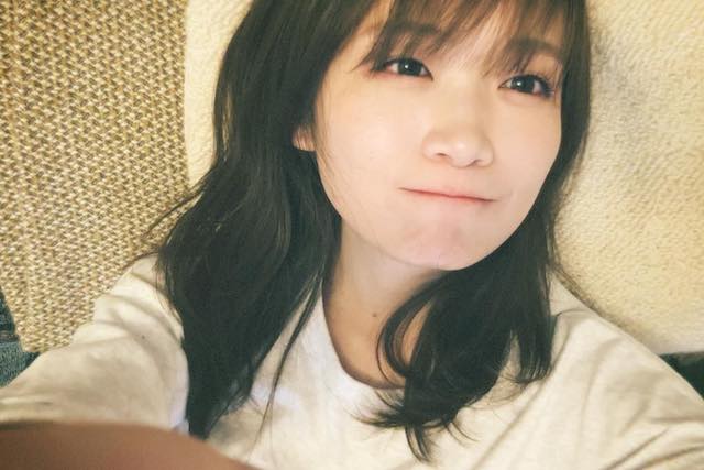 秋元真夏 彼氏目線ショットが話題⁉️可愛すぎるオフショット公開💖