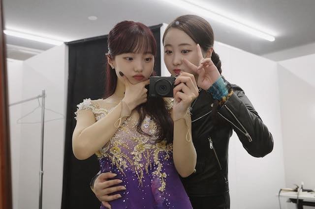 本田真凜＆望結、美人姉妹の密着2Sを公開💖ファンサービスに感動の声😭