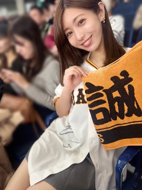 フリーアナ 白戸ゆめのがジャイアンツ戦を観戦！推しのヒット&新戦力投手の活躍に笑顔満開