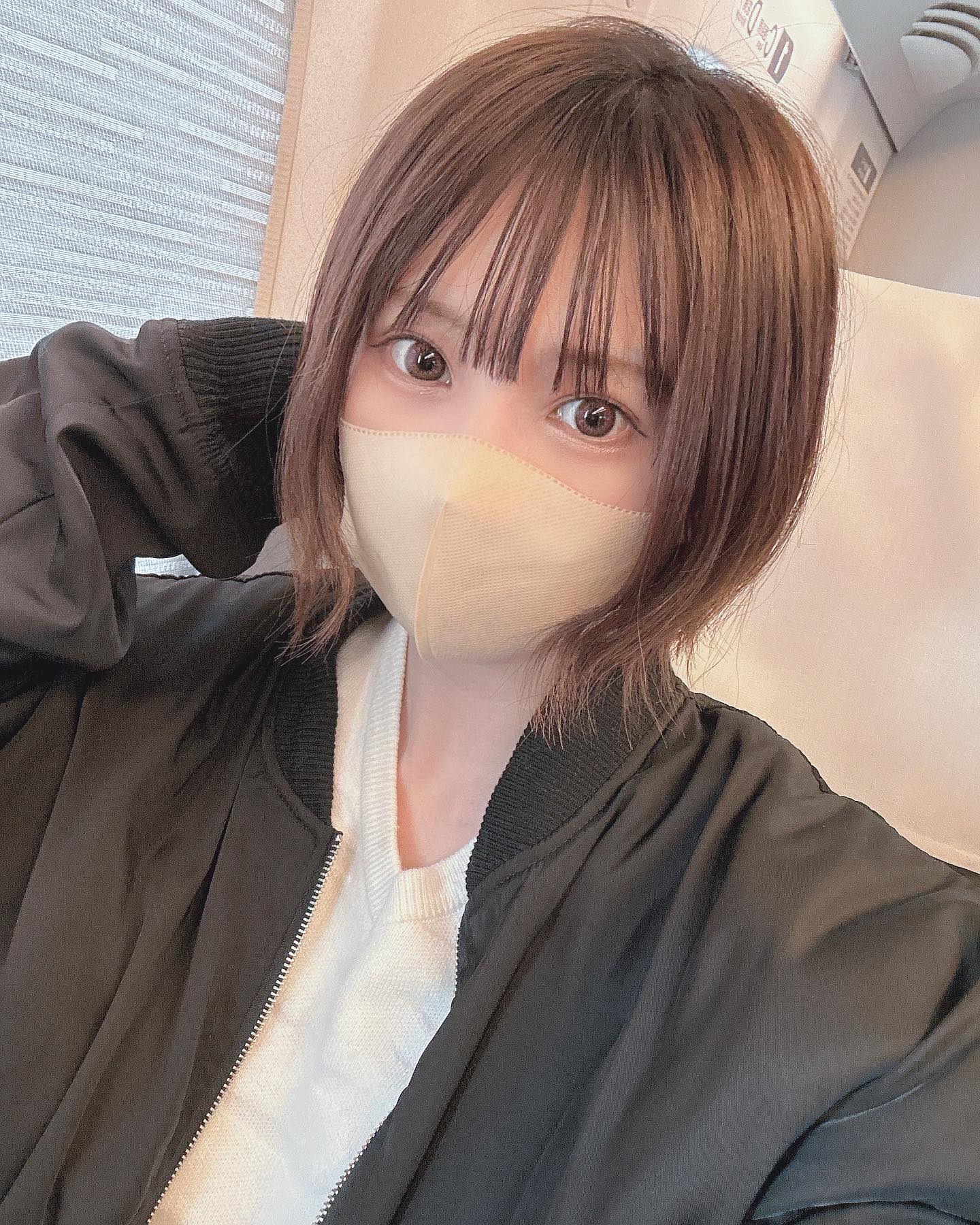 私服も激かわ😍テレビ出演もお手の物のコスプレイヤー・えなこの最新ショット！