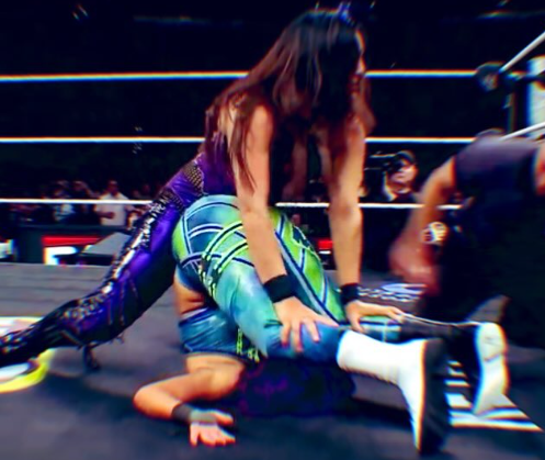 “容赦なしの女帝”Bayley、強烈ホールドショットが話題沸騰！ファン騒然の展開に