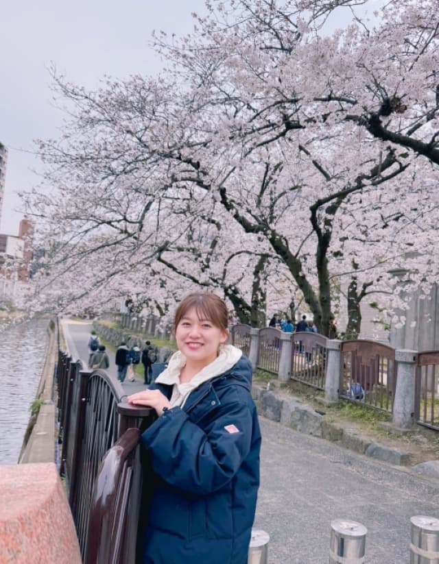 「綺麗な桜に出会えました」尾崎里紗が最新ショットを披露