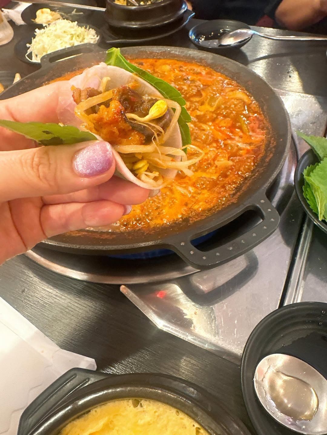 元モー娘。飯田圭織、ママ友と新大久保で激辛チュクミ鍋！おしゃべりも止まらない楽しい一日