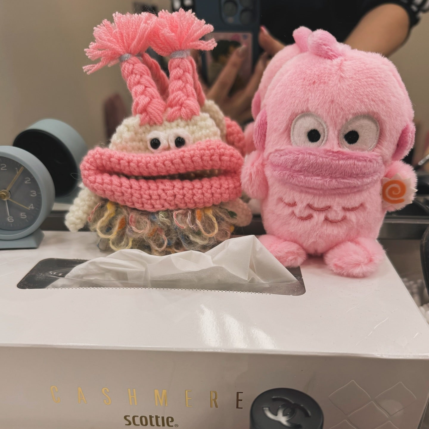 「浜ちゃんバージョンかな👏」浜田雅功の妻・小川菜摘がぬいぐるみツーショットを公開！