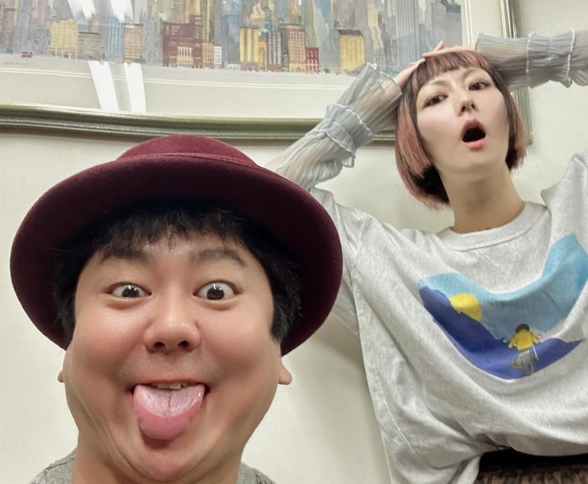 「打ち合わせる側とされる側？」鳥居みゆき、芸人魂炸裂の2ショットが話題に