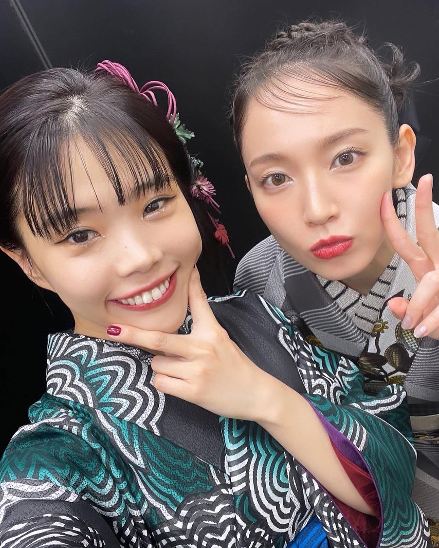 吉岡里帆の着物姿にファン悶絶💓あのアーティストとの2ショットも