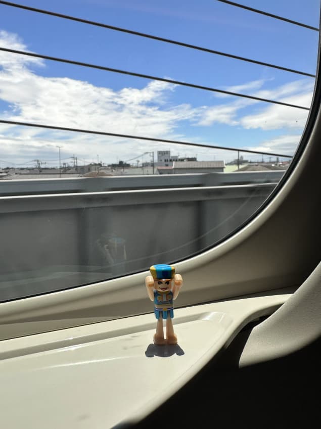 「東海道新幹線でノリノリー！」小島よしおがのりおと共に新幹線で移動！