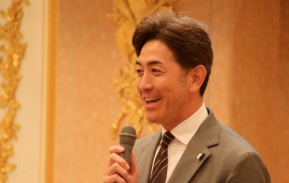 GG佐藤、「人生のピークは未来にある」地元での熱い講演に反響