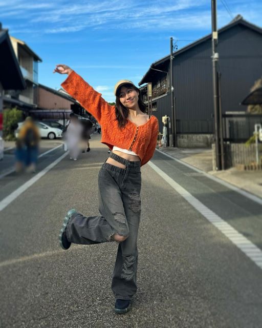 元SKE48・須田亜香里、城下町ぶらりショットで美腹筋公開にファン歓喜！