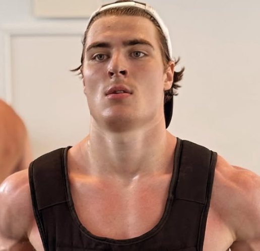 筋肉隆々すぎる！NHL若手スターのトレーニング姿が「強烈」すぎた件が話題に