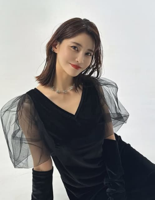 「可愛すぎる衣装」グラドル ・岸明日香が可愛すぎるドレス姿を披露！