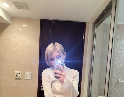 「一緒に旅行してくれる？」金髪ギャルアイドル・らな氏、激カワ自撮りショットで岡山旅行のお誘い⁉