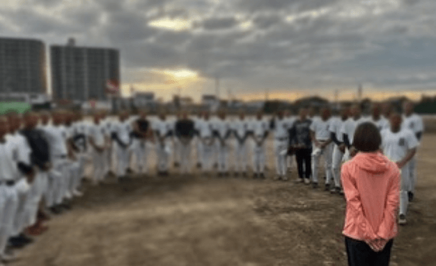 「異色の講義＆一生の思い出」美女陸上選手の山中日菜美”八幡商業高校野球部へ”、未来のホープにランの実技指導！