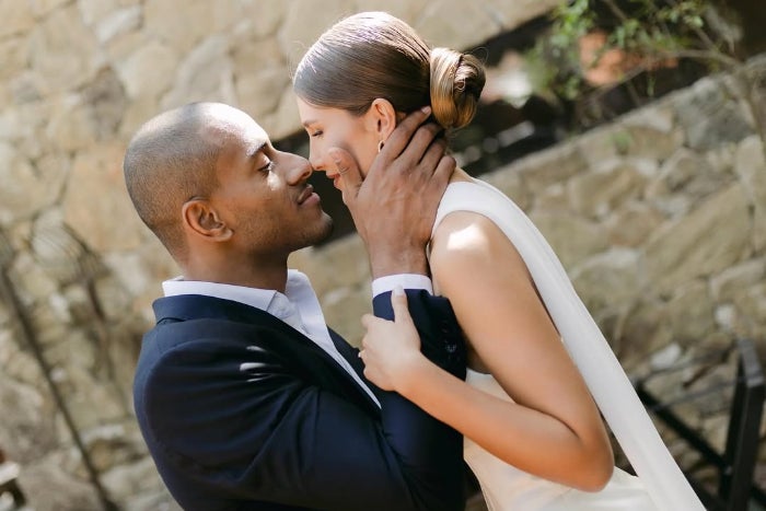 あまりの美しさにうっとり…バレー男子ブラジル代表ルカレッリが挙式。ジェイテクトSTINGS合流は妻と一緒に？