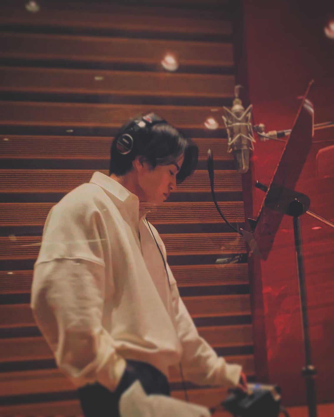 「レアショット」にファン興奮　菊池風磨がレコーディング姿を公開