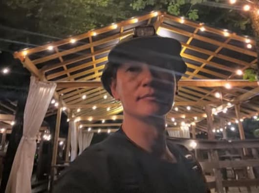 井浦新がゲリラ豪雨に見舞われるもイベント開催に向けて準備万端！