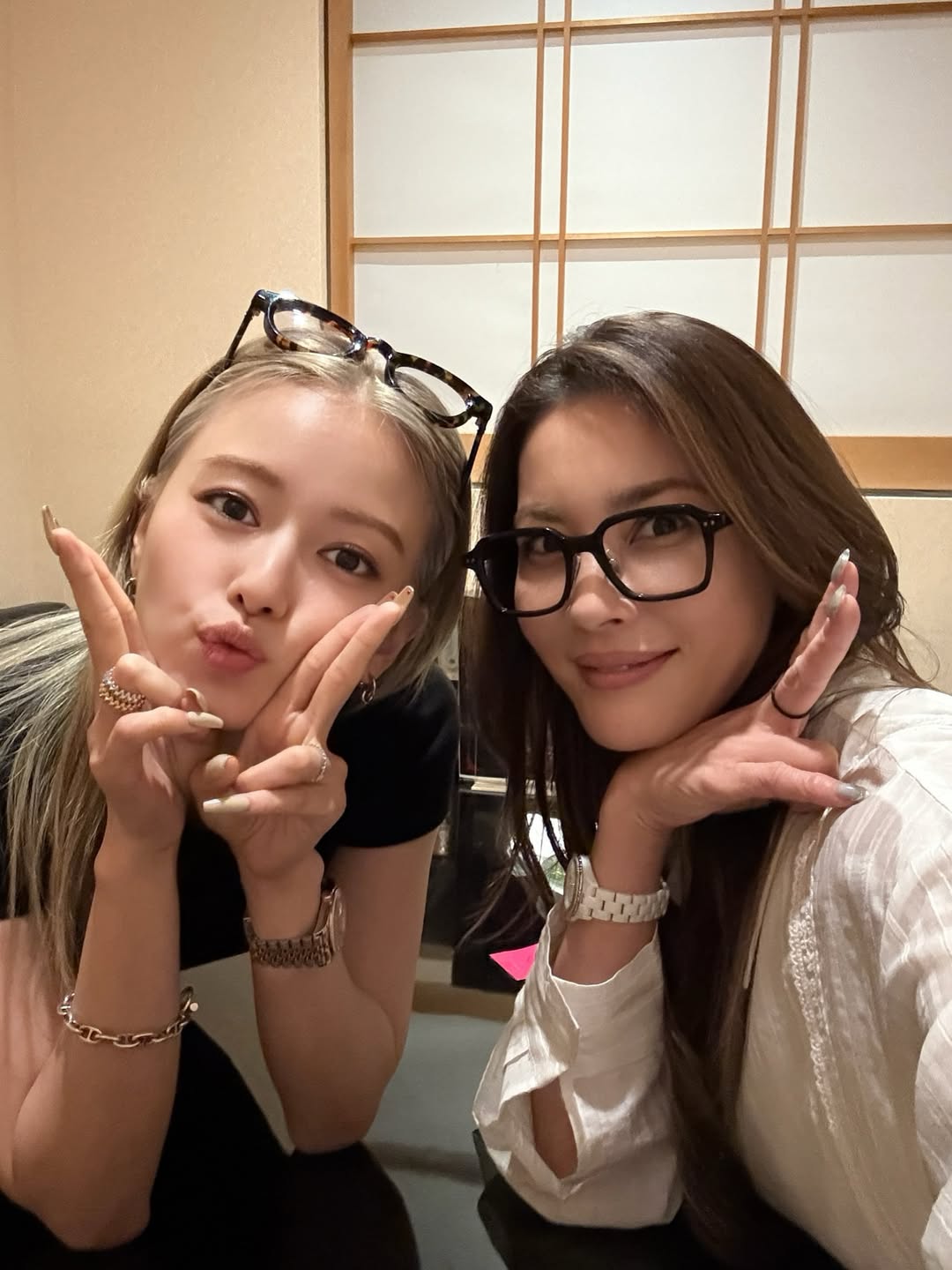 「姉妹みたい」瀬戸朝香、アナザースカイで出逢った山本舞香と火鍋デートで意気投合？！