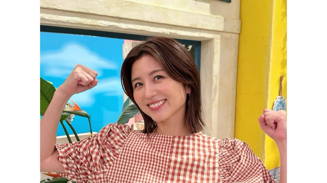 「甲子園も始まって、夏真っ盛りです」宇賀なつみ、元気いっぱいガッツポーズ