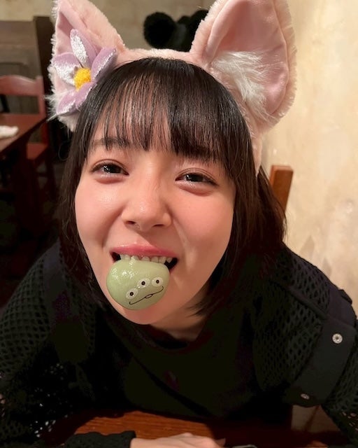 岡田紗佳、ディズニーシーでの思い出ショットを公開！年パス復活への期待込める