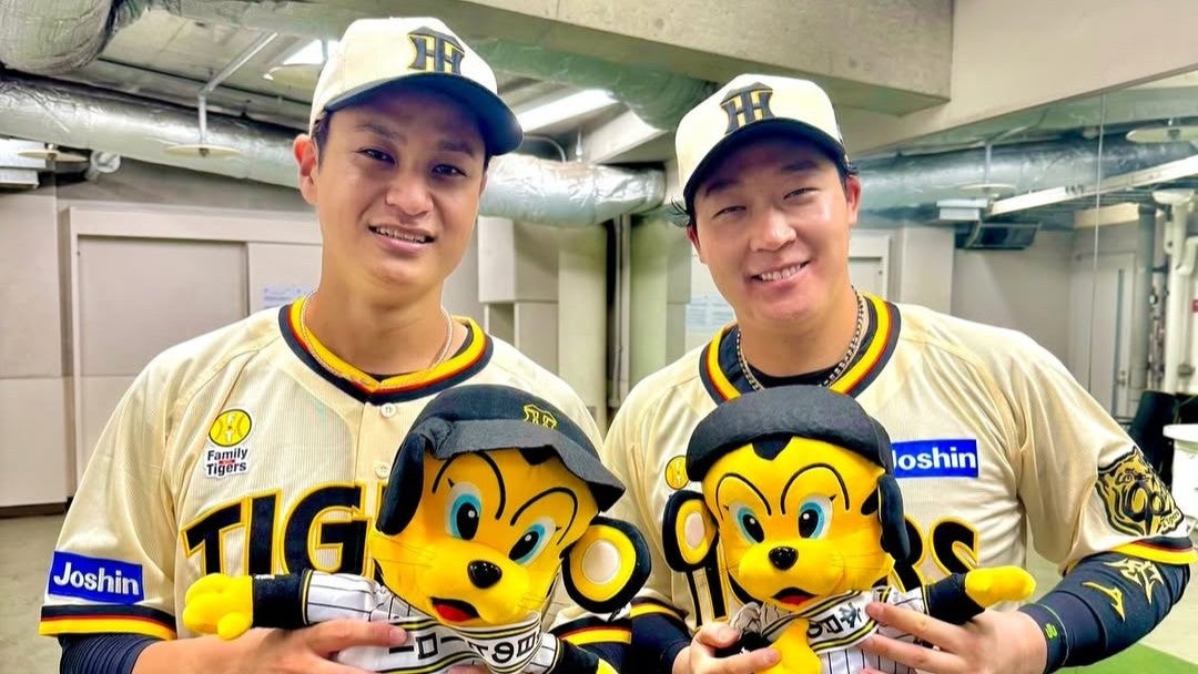 激レア舞台裏！大竹＆石井の勝利のロッカールームに反響続出